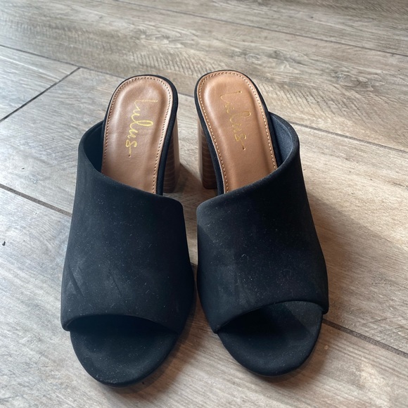 Lulus open toed mule in black - Picture 2 of 3